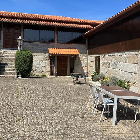 BERGUI Guesthouse - Guimarães Extérieur photo
