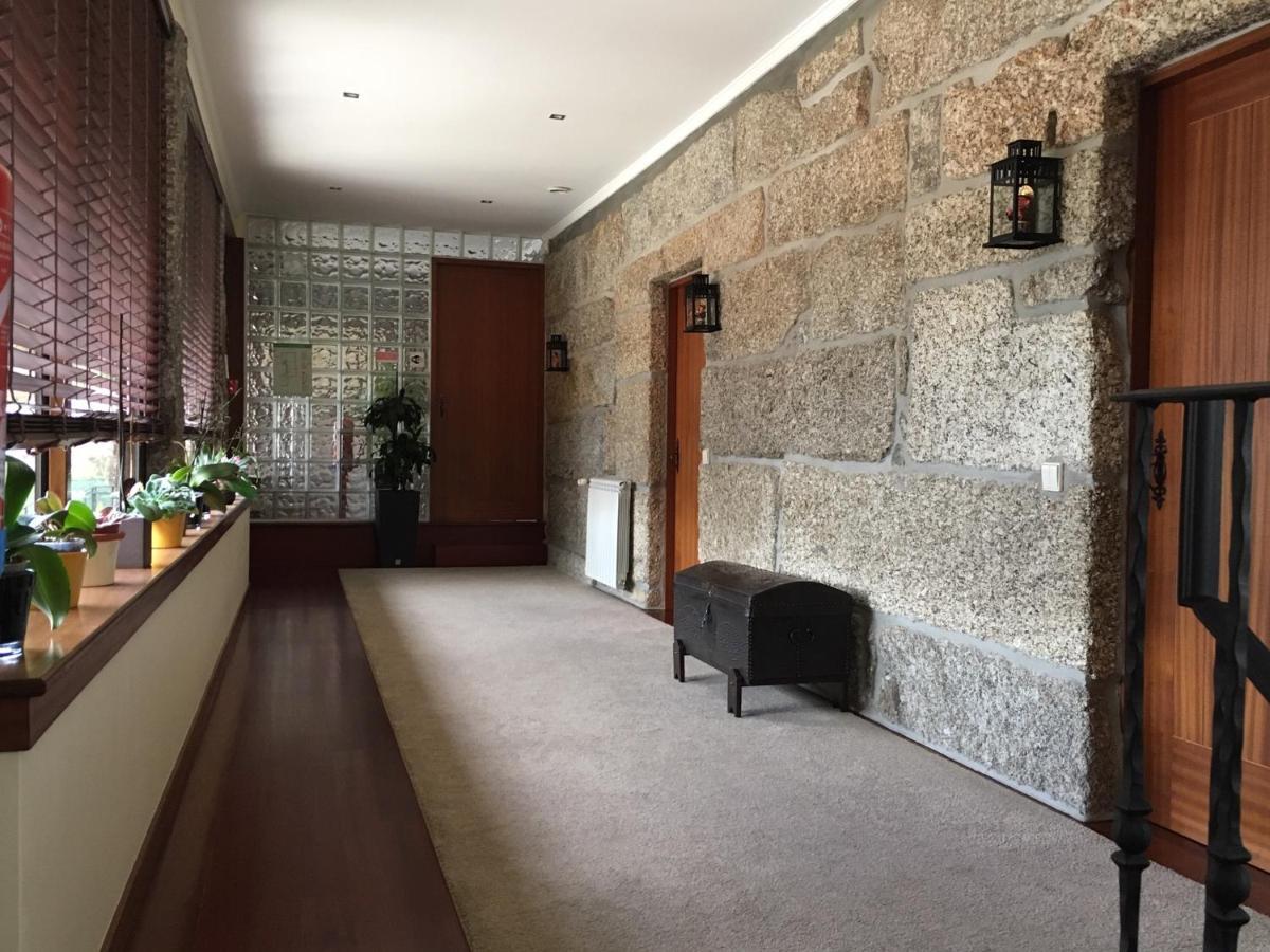BERGUI Guesthouse - Guimarães Extérieur photo