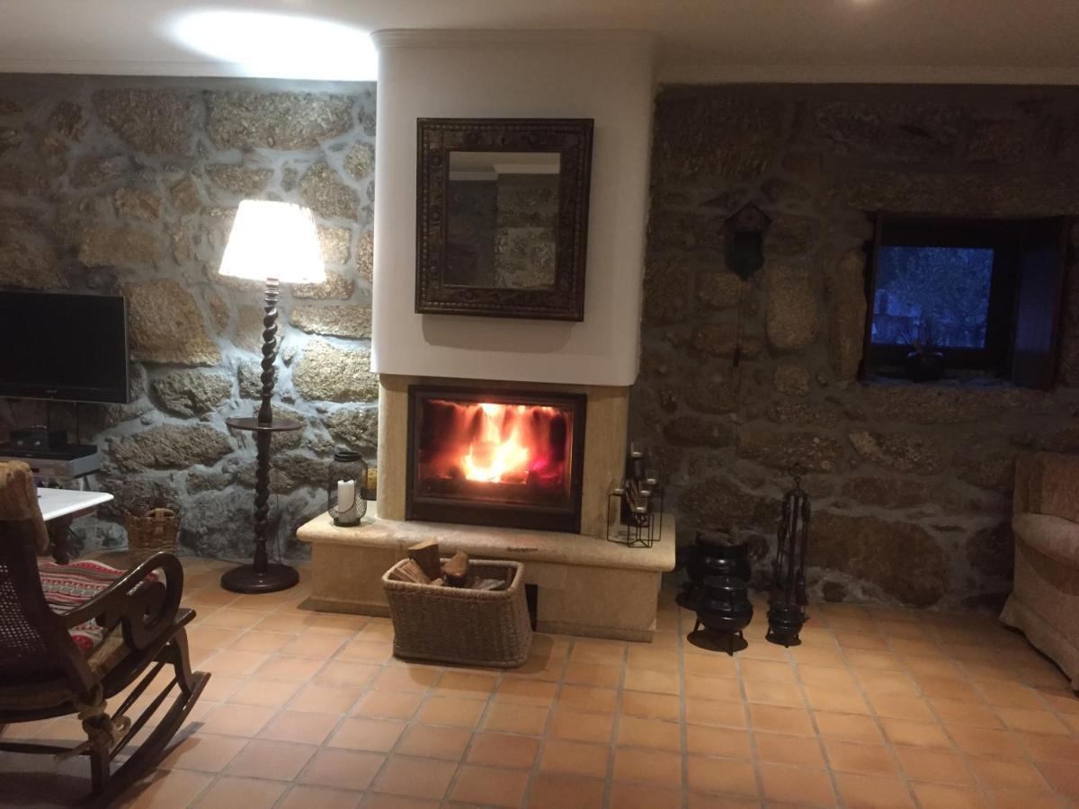 BERGUI Guesthouse - Guimarães Extérieur photo