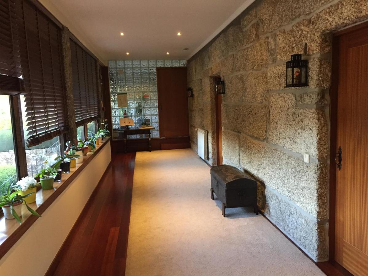 BERGUI Guesthouse - Guimarães Extérieur photo