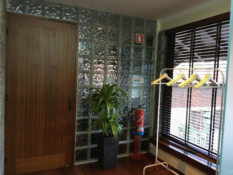 BERGUI Guesthouse - Guimarães Extérieur photo