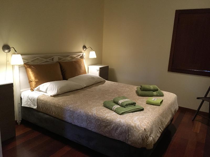 BERGUI Guesthouse - Guimarães Extérieur photo