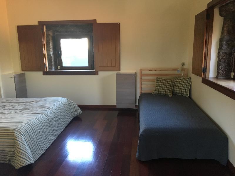 BERGUI Guesthouse - Guimarães Extérieur photo